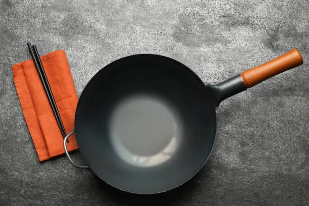 Flat or Round Bottom Wok: Which is Best for You?