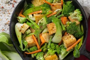 Vegetable Stir-Fry with Tofu 