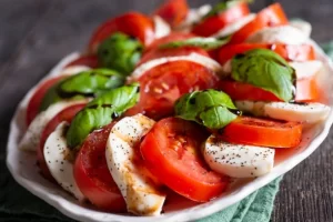 Caprese Salad with Tomatoes and Mozzarella