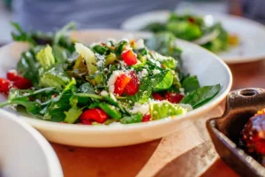 Spinach and Strawberry Salad